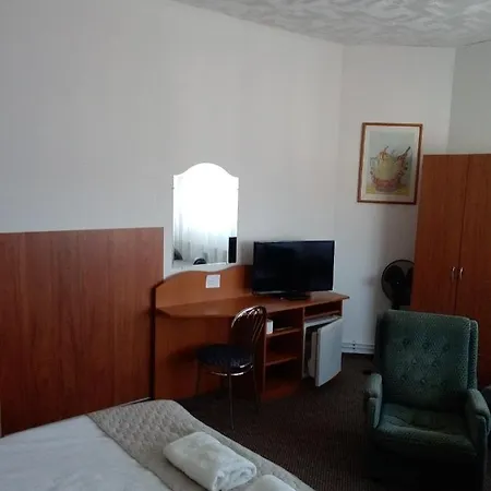 Siesta Vendeghaz 3* Mişcolţ